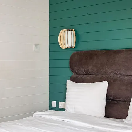 Holiday Home 펜션 팔랑가