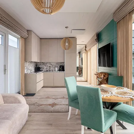 Holiday Home *