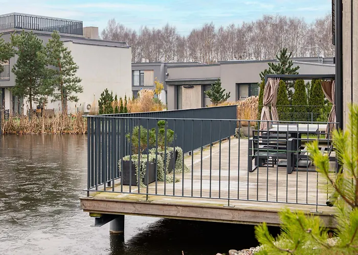 펜션 Holiday Home *